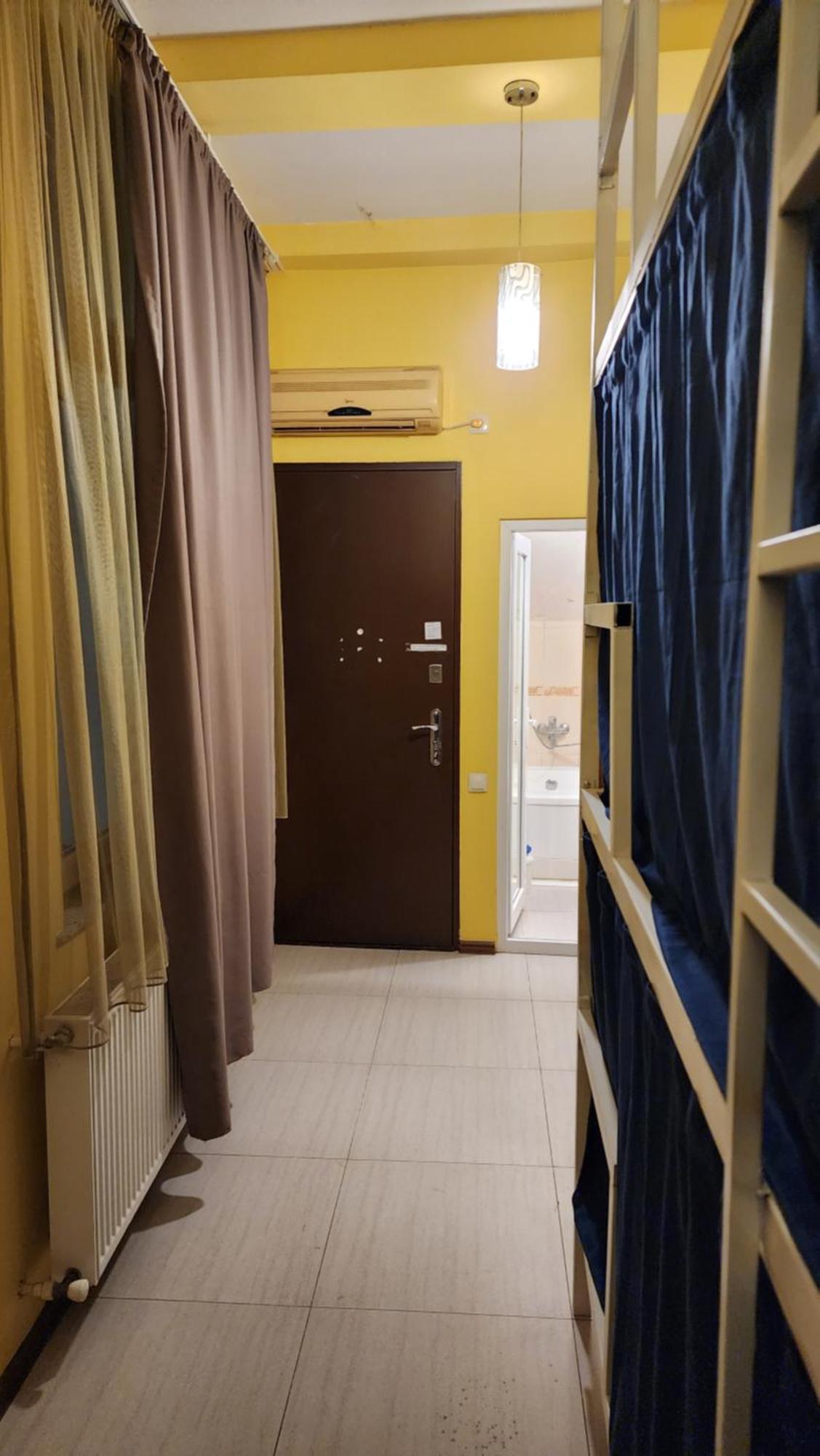 Gallary Hostel Tbilisi Esterno foto