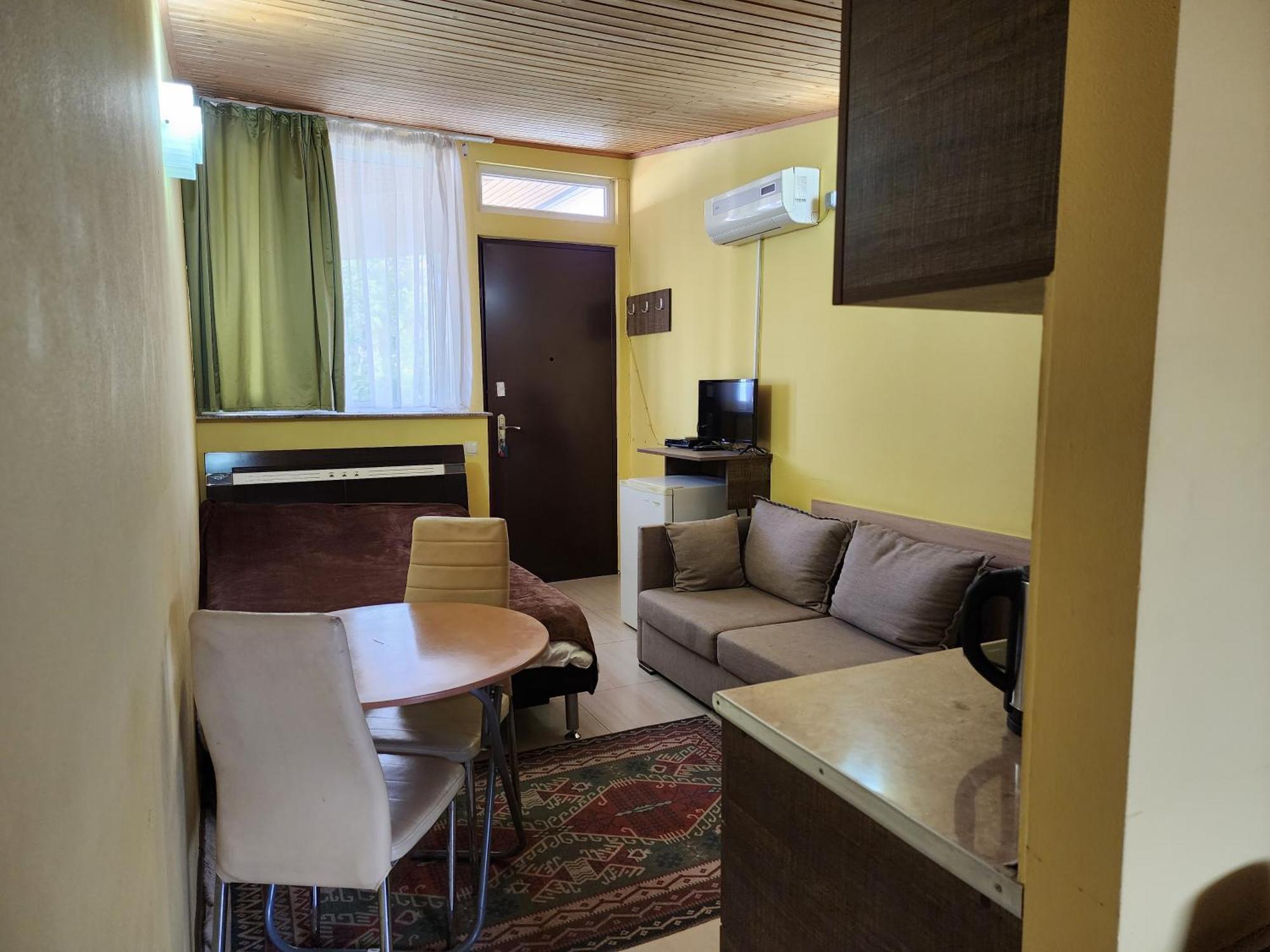 Gallary Hostel Tbilisi Esterno foto